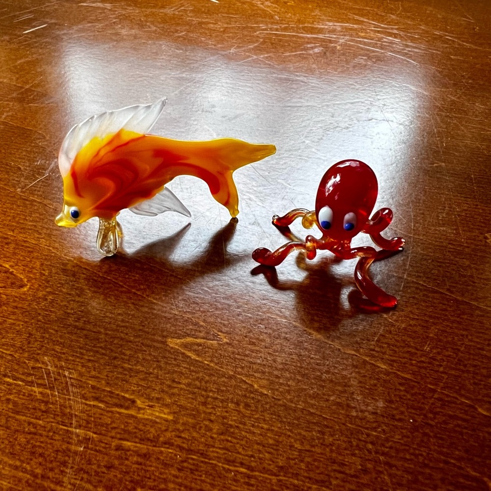 Glass fish and octopus figurine
